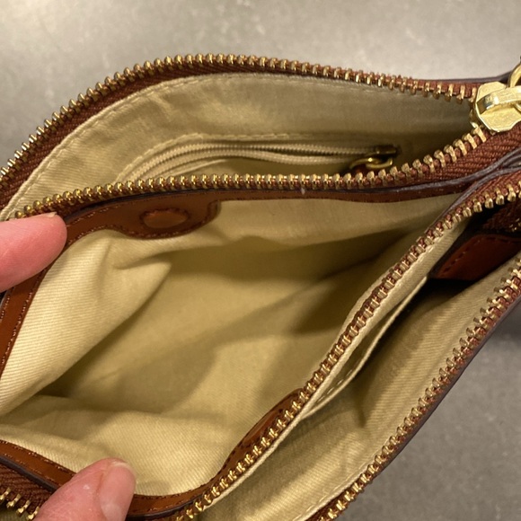 Fossil wristlet NWOT - Picture 9 of 9